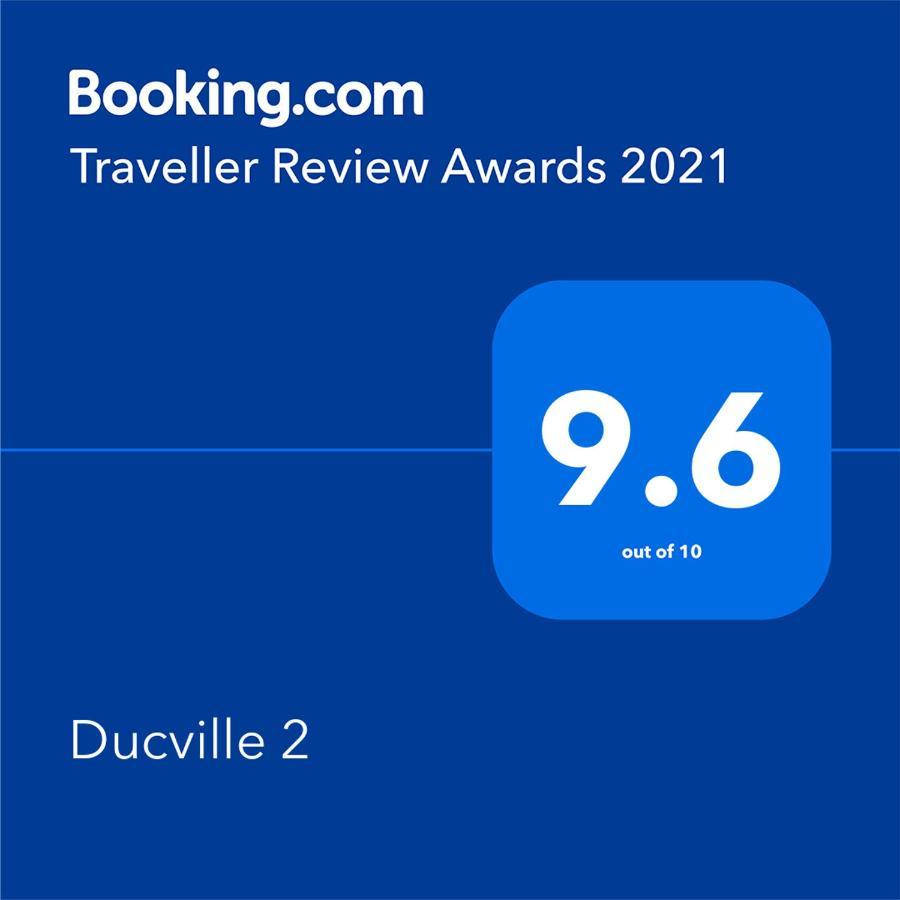 Ducville 2 Appartamento Braşov Esterno foto