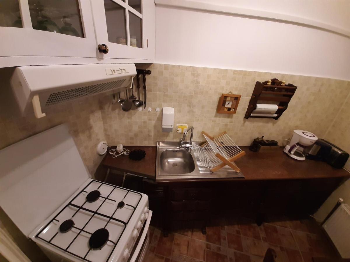 Ducville 2 Appartamento Braşov Esterno foto
